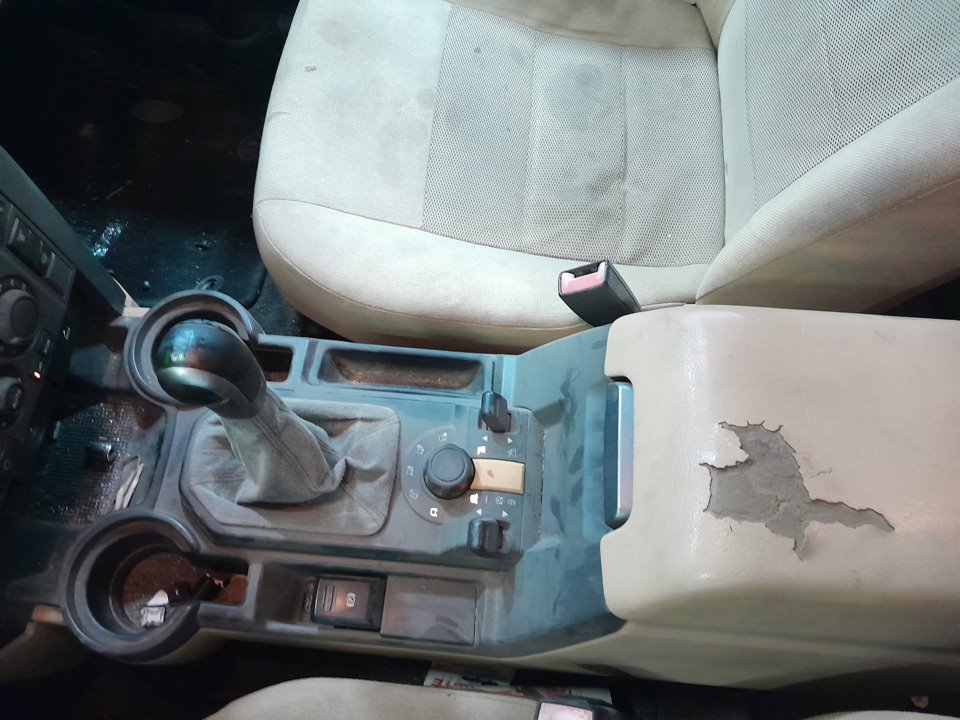LAND ROVER DISCOVERY V6 TD HSE Motor 2,7 Ltr. - 140 kW Td V6 CAT