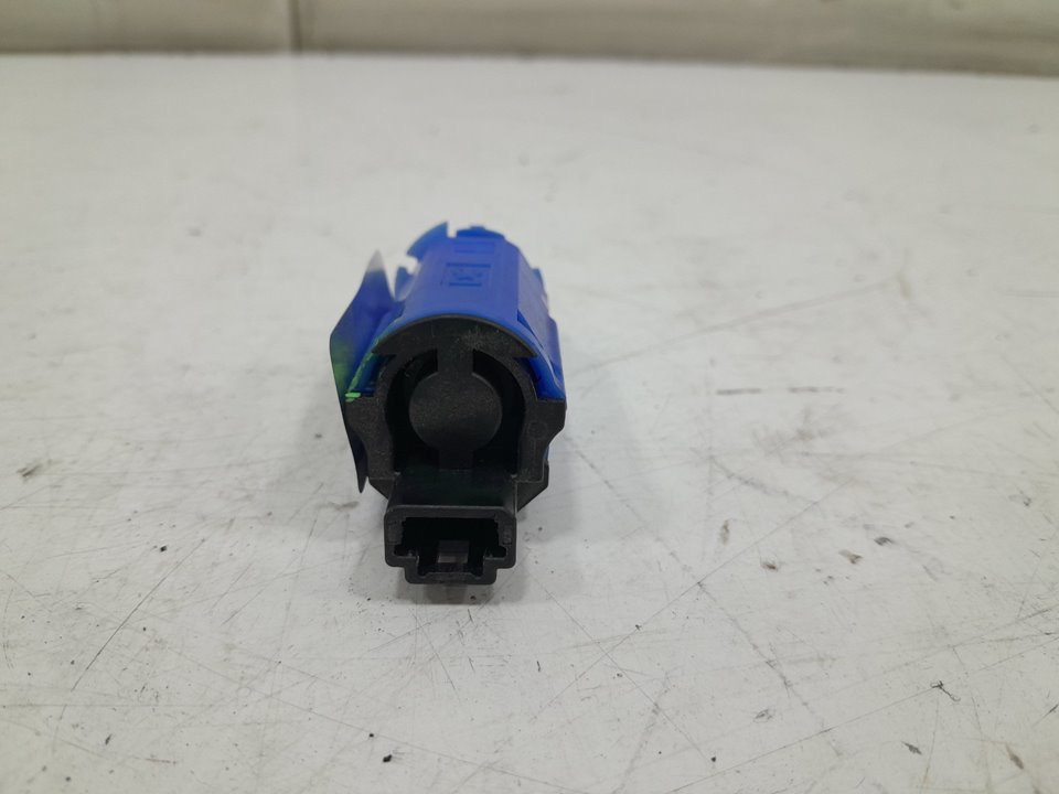 SENSOR PEDAL EMBRAGUE RENAULT MASTER BUS L3H2 3,8t