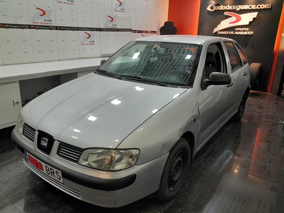 SEAT IBIZA (6K1) Select Motor 1,4 Ltr. - 44 kW foto 3