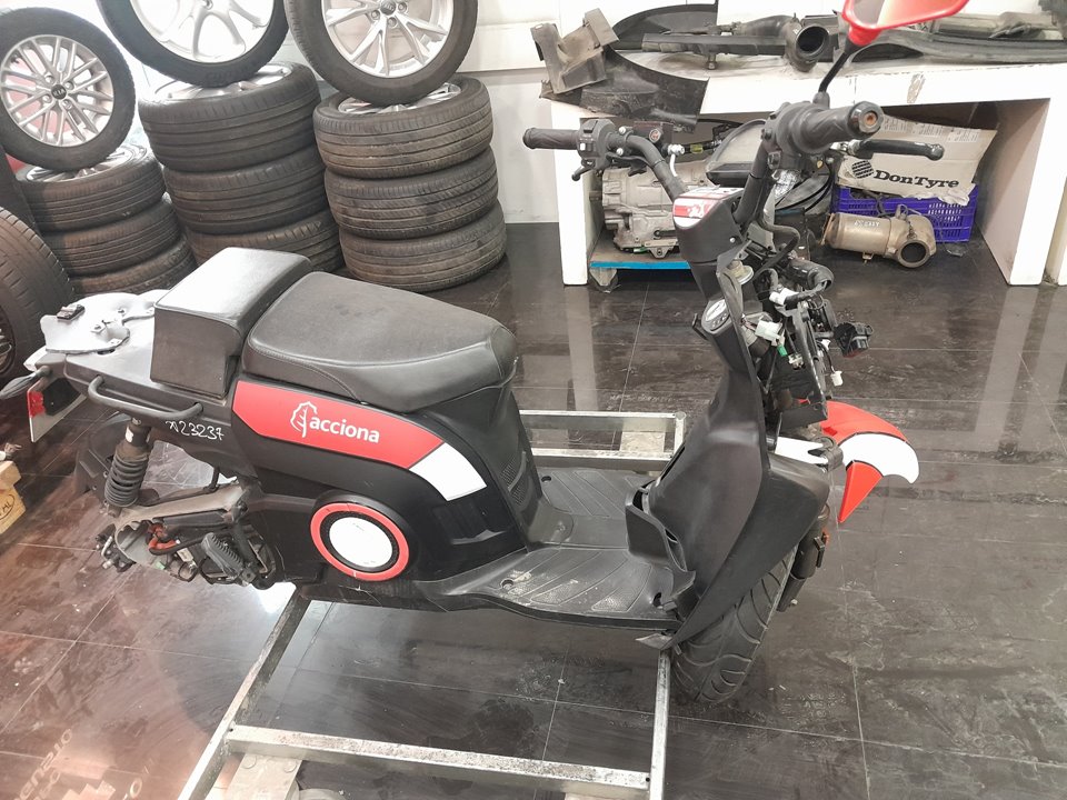 SCUTUM SILENCE S02/ 10 / 4 ELECTRICA