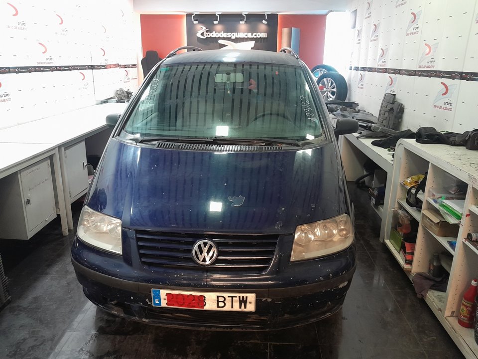 VOLKSWAGEN SHARAN (7M6/7M9) Comfortline Motor 1,9 Ltr. - 85 kW TDI