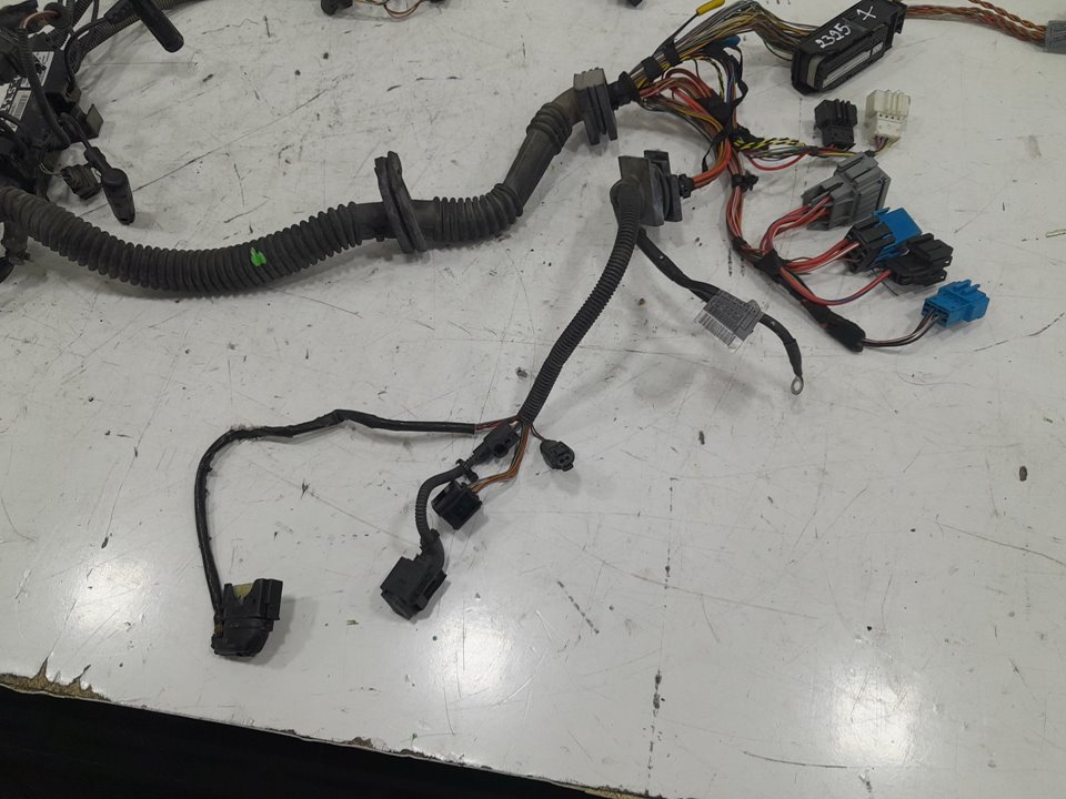 INSTALACION ELECTRICA MOTOR BMW SERIE 1 BERLINA (E81/E87) 120d