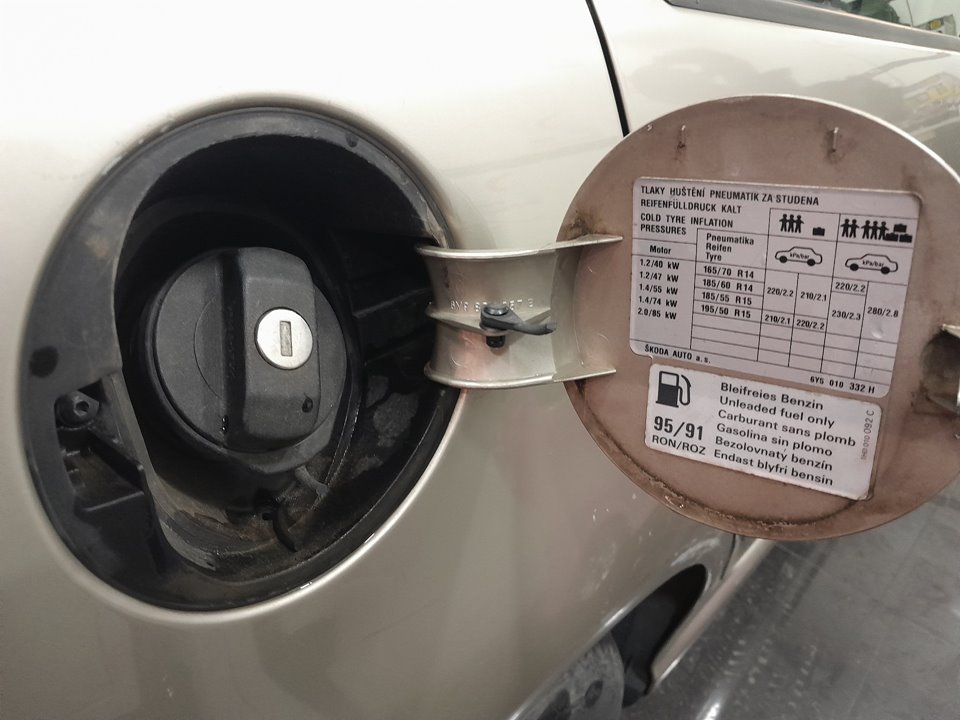 SKODA FABIA (6Y2/6Y3) Comfort Motor 1,4 Ltr. - 55 kW foto 8