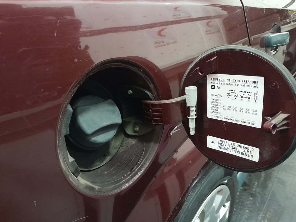 OPEL VECTRA C BERLINA Club Motor 1,8 Ltr. - 90 kW 16V CAT (Z 18 XE / 2H9) foto 12