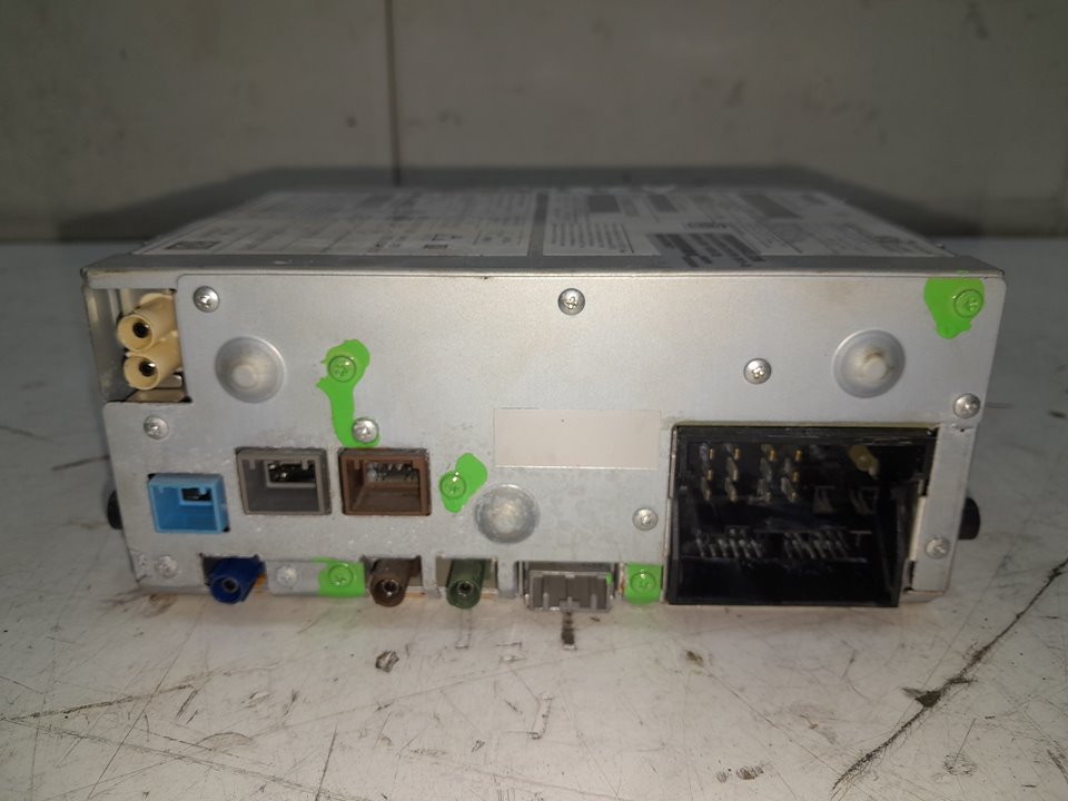 SISTEMA AUDIO / RADIO CD VOLVO V40 CROSS COUNTRY (2012-0) Basis