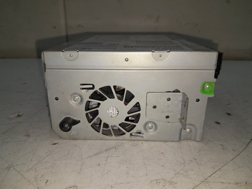 SISTEMA AUDIO / RADIO CD VOLVO V40 CROSS COUNTRY (2012-0) Basis
