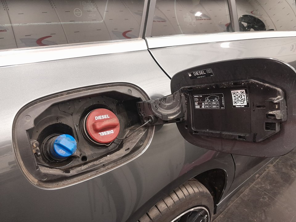 MERCEDES-BENZ CLASE C (W205) LIM. C 200 d 7G-Tronic Plus (205.007) Motor 2,1 Ltr. - 100 kW CDI CAT