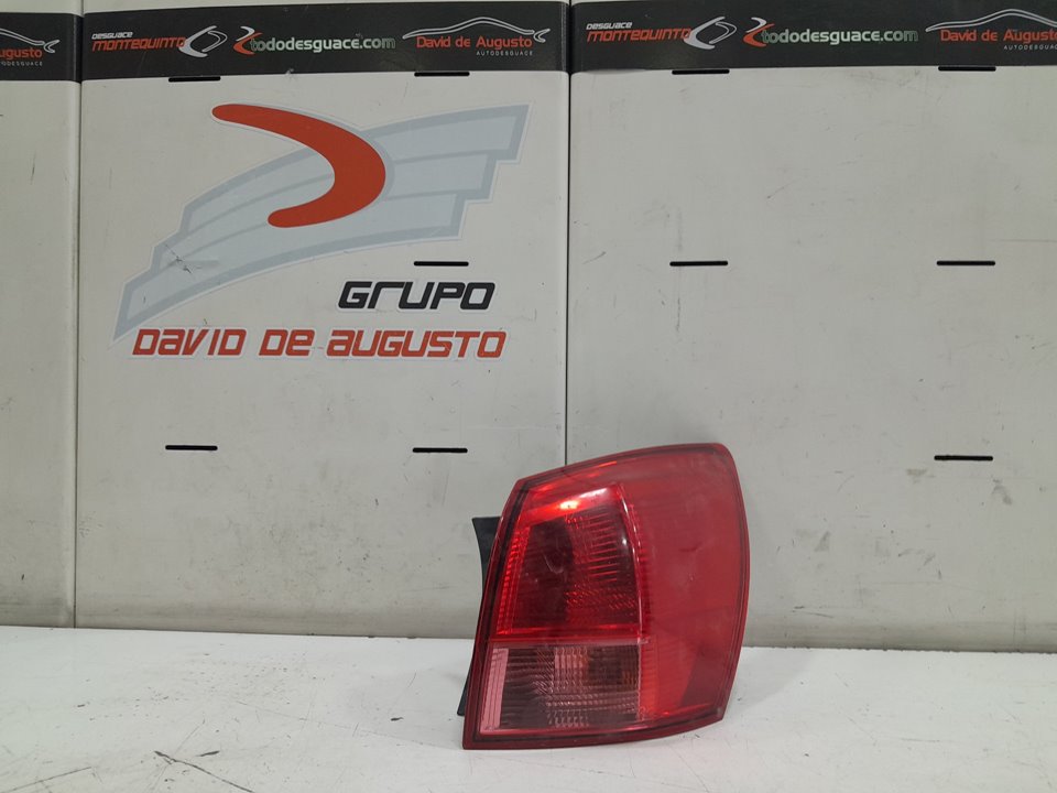 PILOTO TRASERO DERECHO