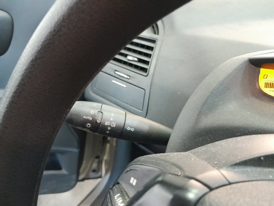 CITROEN C4 BERLINA SX Motor 1,4 Ltr. - 65 kW 16V
