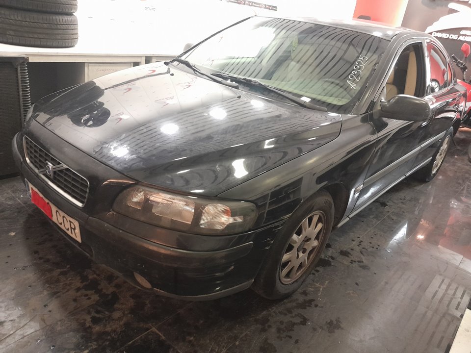 VOLVO S60 BERLINA 2.4 D Motor 2,4 Ltr. - 96 kW Diesel foto 3