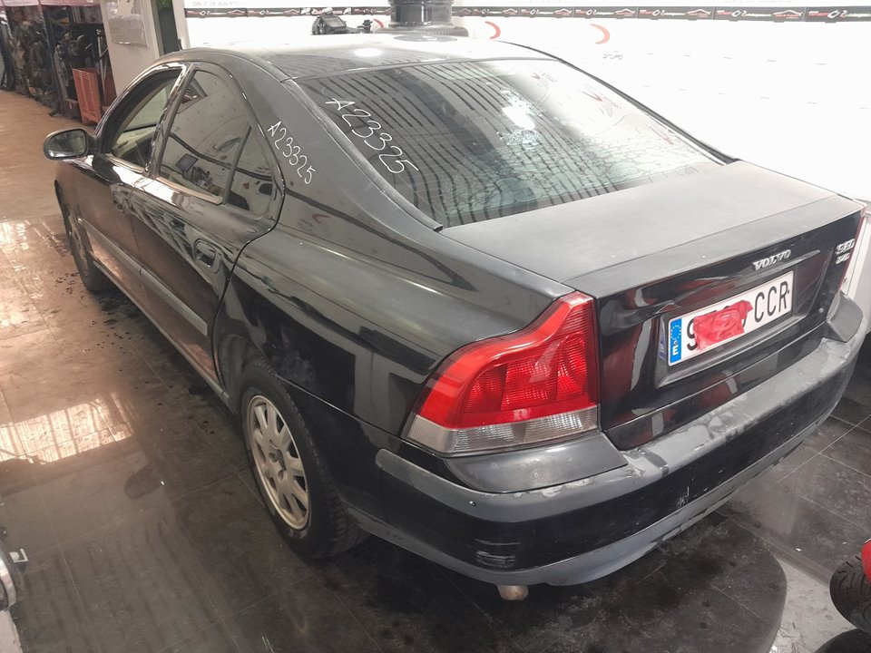 VOLVO S60 BERLINA 2.4 D Motor 2,4 Ltr. - 96 kW Diesel foto 4