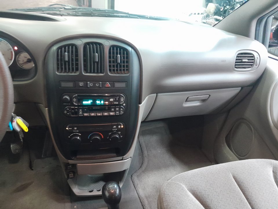 CHRYSLER VOYAGER (RG) 2.5 SE Grand Voyager Warner Bros Motor 2,5 Ltr. - 105 kW CRD CAT