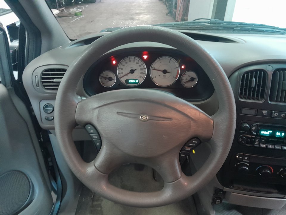 CHRYSLER VOYAGER (RG) 2.5 SE Grand Voyager Warner Bros Motor 2,5 Ltr. - 105 kW CRD CAT