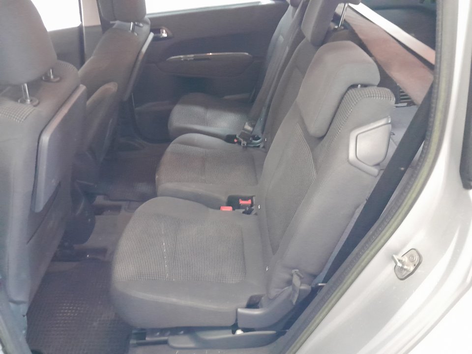 PEUGEOT 5008 Access Motor 1,6 Ltr. - 84 kW HDi FAP