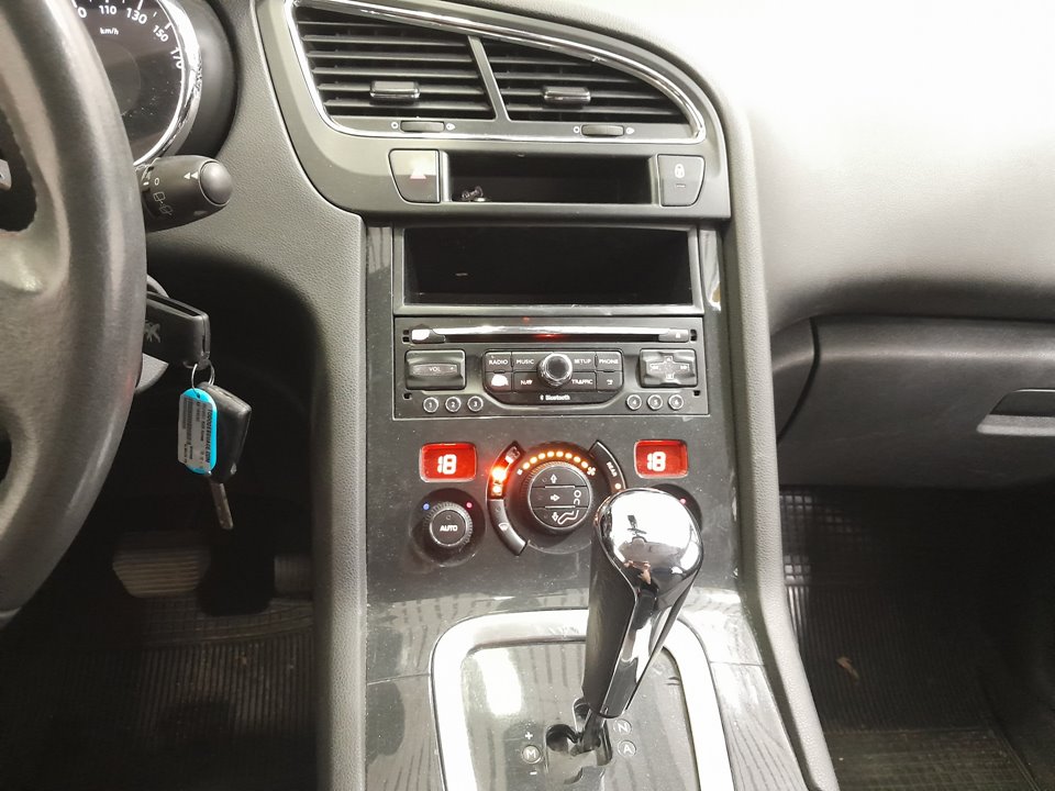 PEUGEOT 5008 Access Motor 1,6 Ltr. - 84 kW HDi FAP