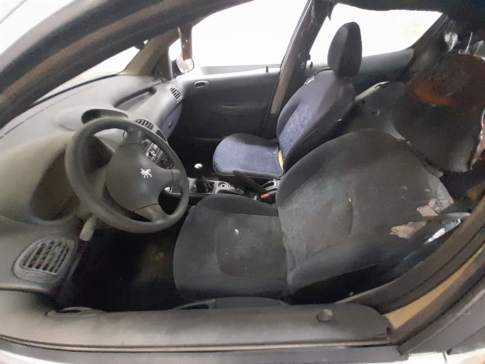 PEUGEOT 206 BERLINA XR Motor 1,4 Ltr. - 55 kW