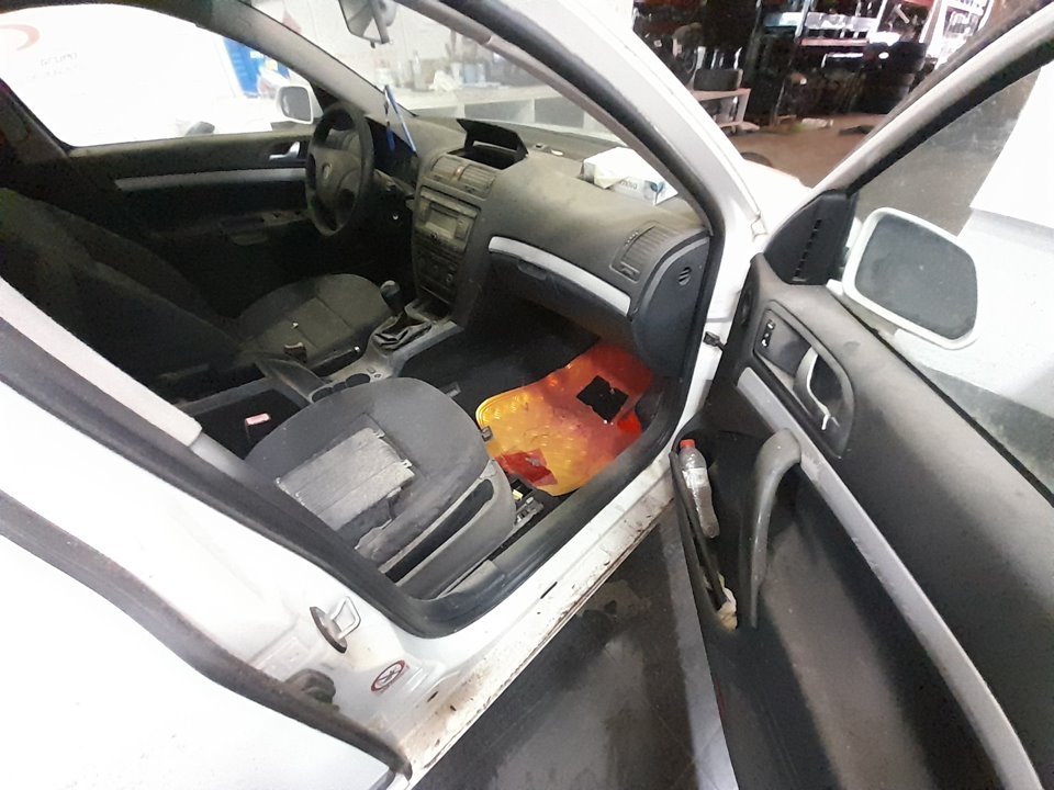 SKODA OCTAVIA BERLINA (1Z3) Active Motor 1,9 Ltr. - 77 kW TDI DPF foto 9