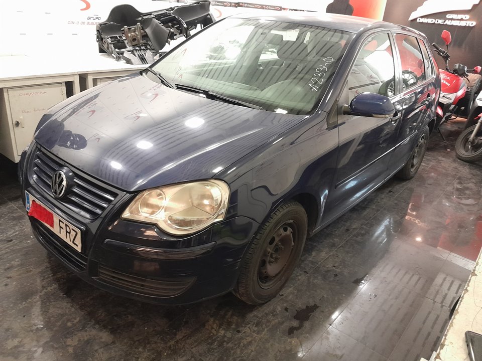 VOLKSWAGEN POLO (9N3) Advance Motor 1,4 Ltr. - 59 kW 16V foto 3