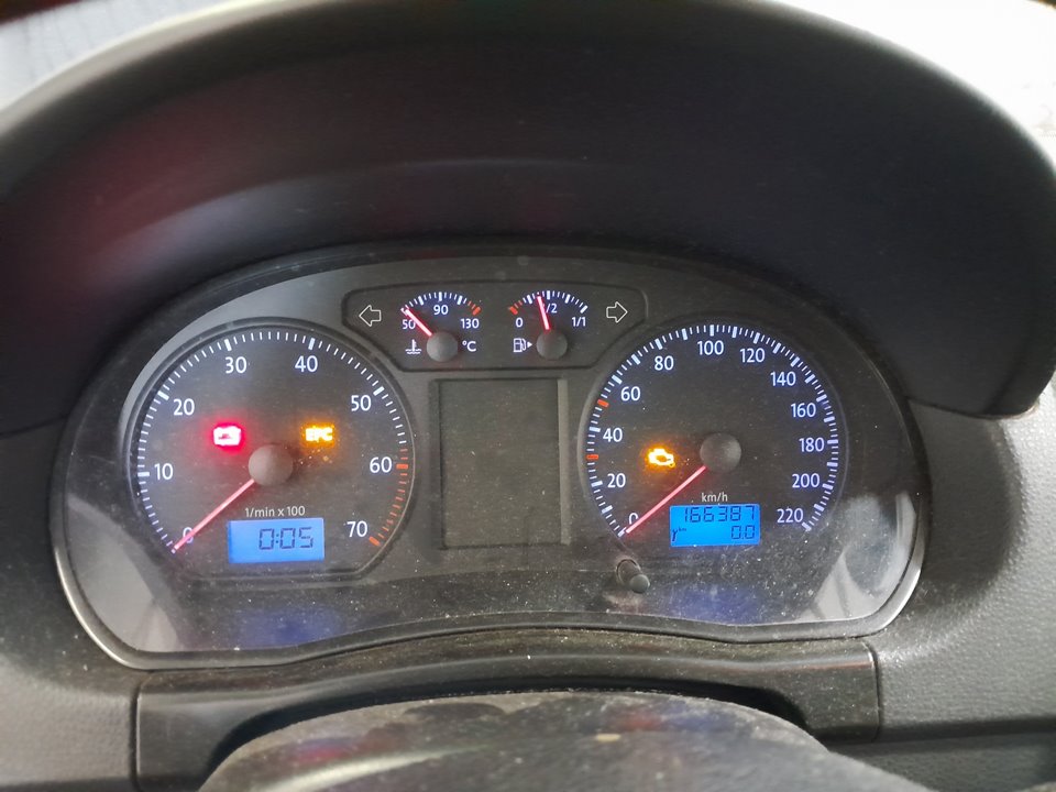 VOLKSWAGEN POLO (9N3) Advance Motor 1,4 Ltr. - 59 kW 16V