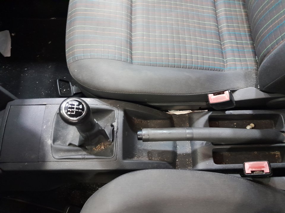 VOLKSWAGEN POLO (9N3) Advance Motor 1,4 Ltr. - 59 kW 16V