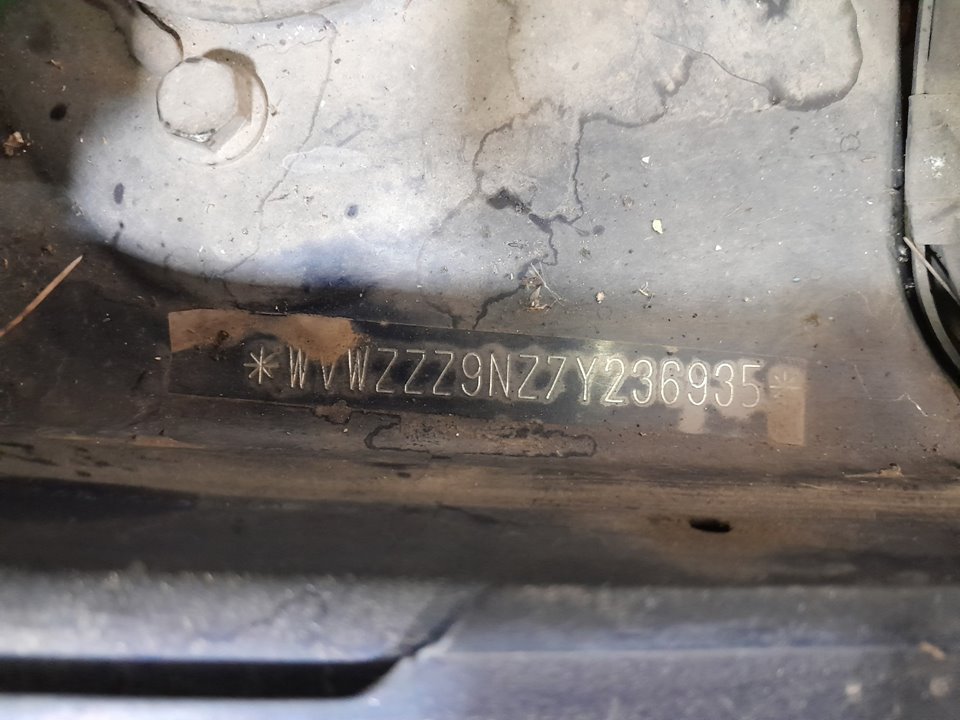 VOLKSWAGEN POLO (9N3) Advance Motor 1,4 Ltr. - 59 kW 16V