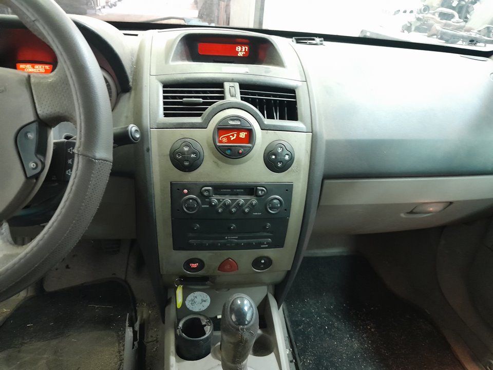 RENAULT MEGANE II BERLINA 5P Authentique Motor 1,5 Ltr. - 60 kW dCi Diesel