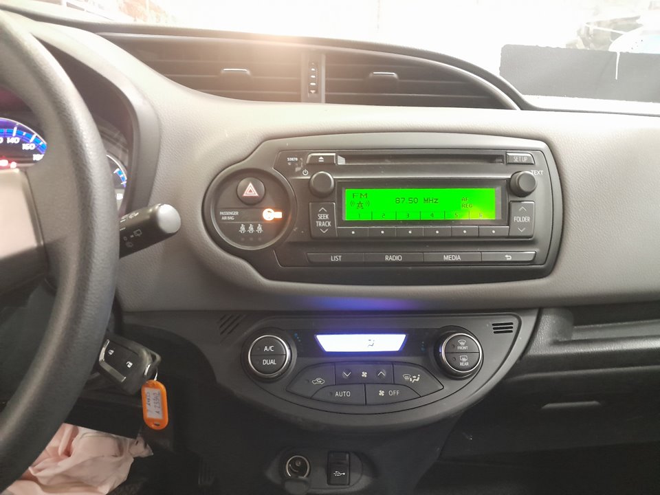 TOYOTA YARIS Hybrid Feel! Híbrido 74 kW (Motor 1,5 Ltr. - 55 kW 16V)