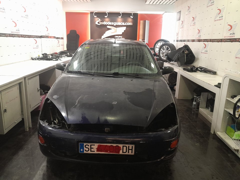 FORD FOCUS BERLINA (CAK) Ambiente Motor 1,6 Ltr. - 74 kW 16V CAT