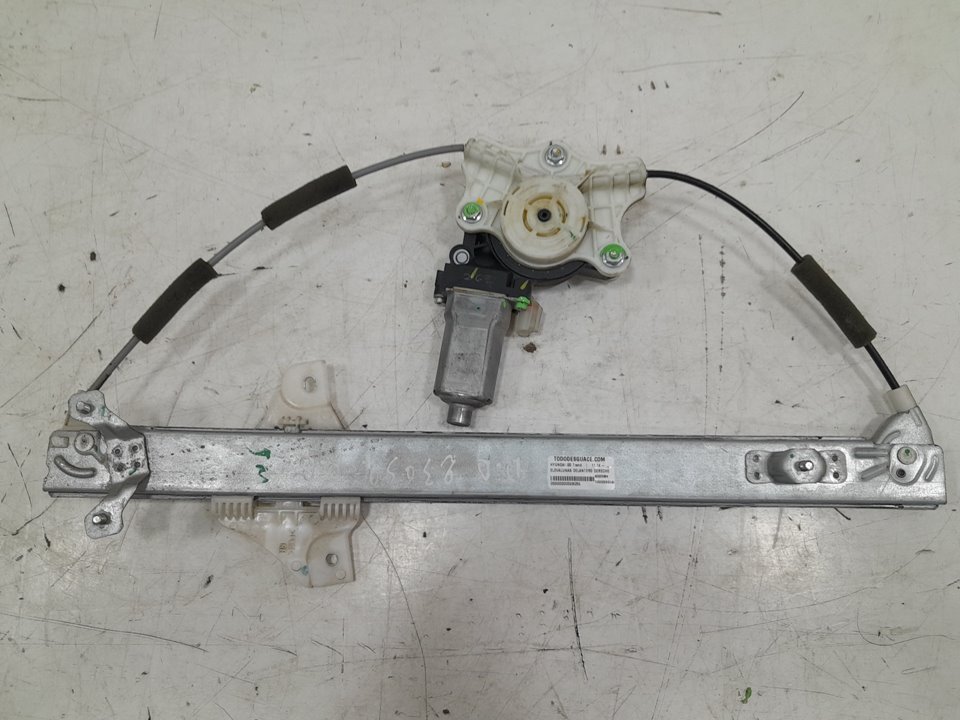 ELEVALUNAS DELANTERO DERECHO foto 2