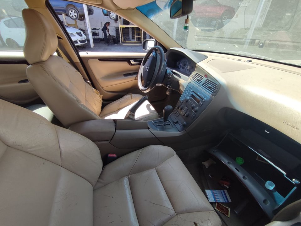 VOLVO S60 BERLINA 2.4 D Motor 2,4 Ltr. - 120 kW Diesel CAT foto 7