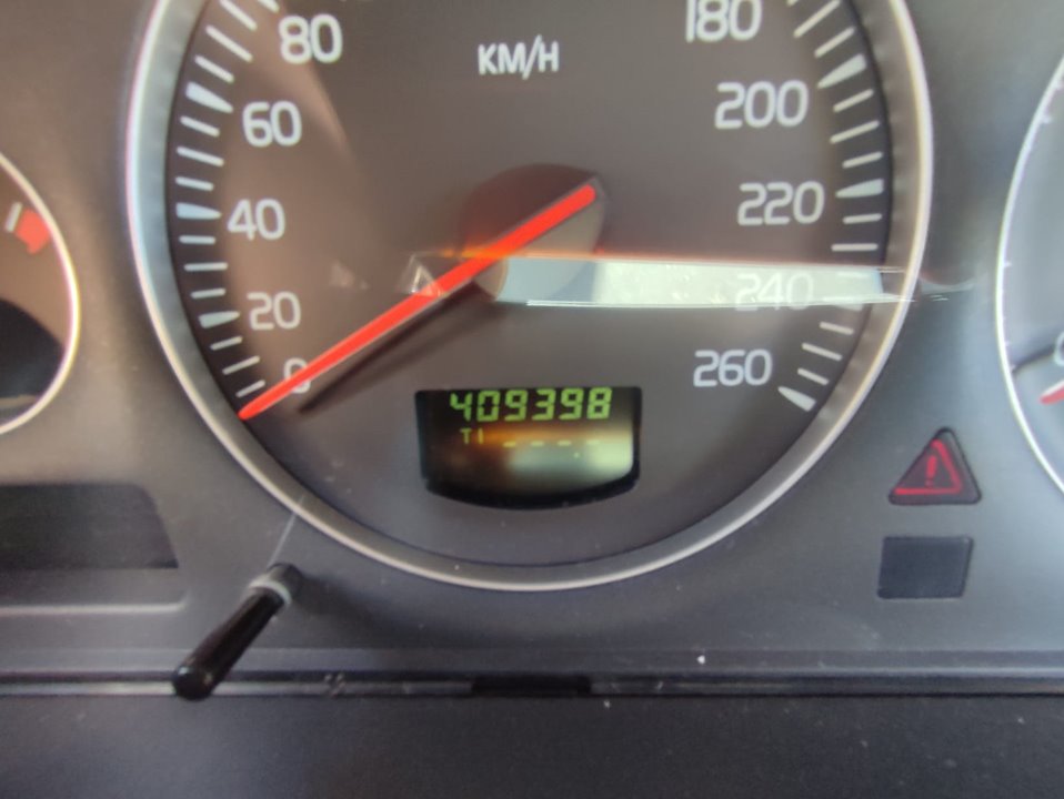VOLVO S60 BERLINA 2.4 D Motor 2,4 Ltr. - 120 kW Diesel CAT