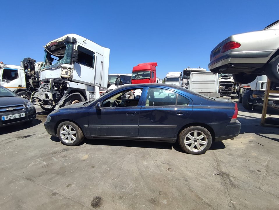 VOLVO S60 BERLINA 2.4 D Motor 2,4 Ltr. - 120 kW Diesel CAT