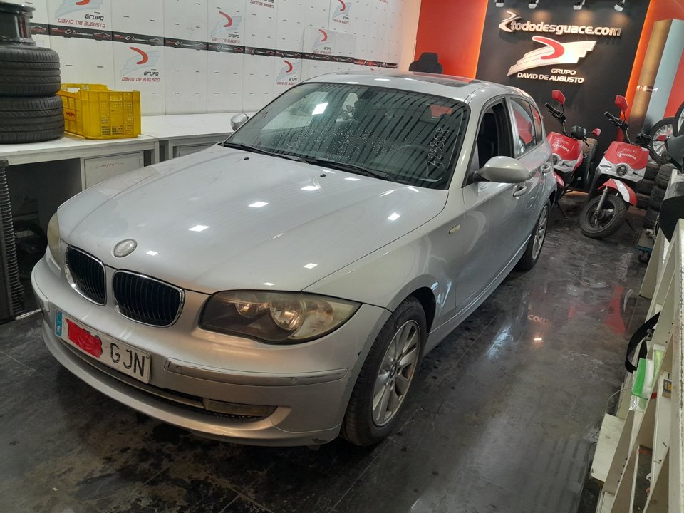 BMW SERIE 1 BERLINA (E81/E87) 118d Motor 2,0 Ltr. - 105 kW Turbodiesel CAT foto 3