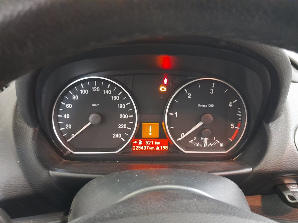 BMW SERIE 1 BERLINA (E81/E87) 118d Motor 2,0 Ltr. - 105 kW Turbodiesel CAT