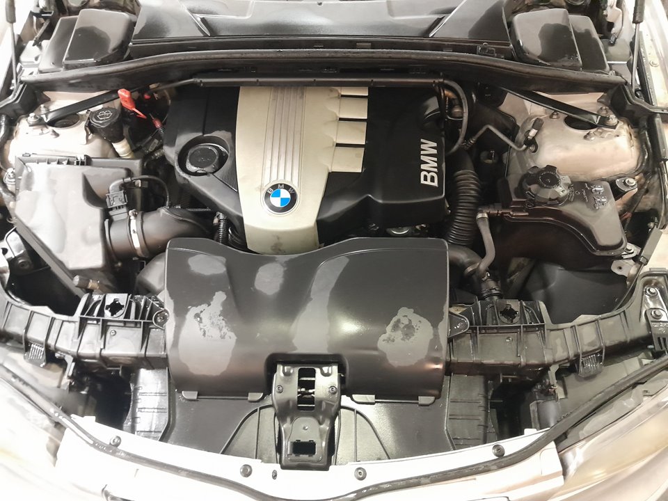 BMW SERIE 1 BERLINA (E81/E87) 118d Motor 2,0 Ltr. - 105 kW Turbodiesel CAT