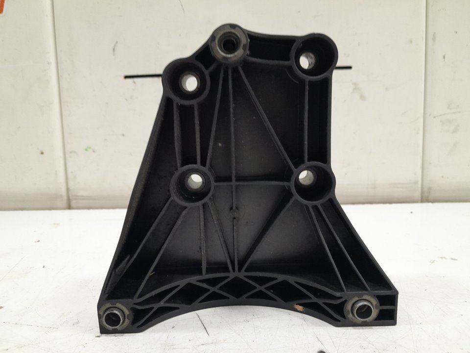 SOPORTE COMPRESOR foto 2