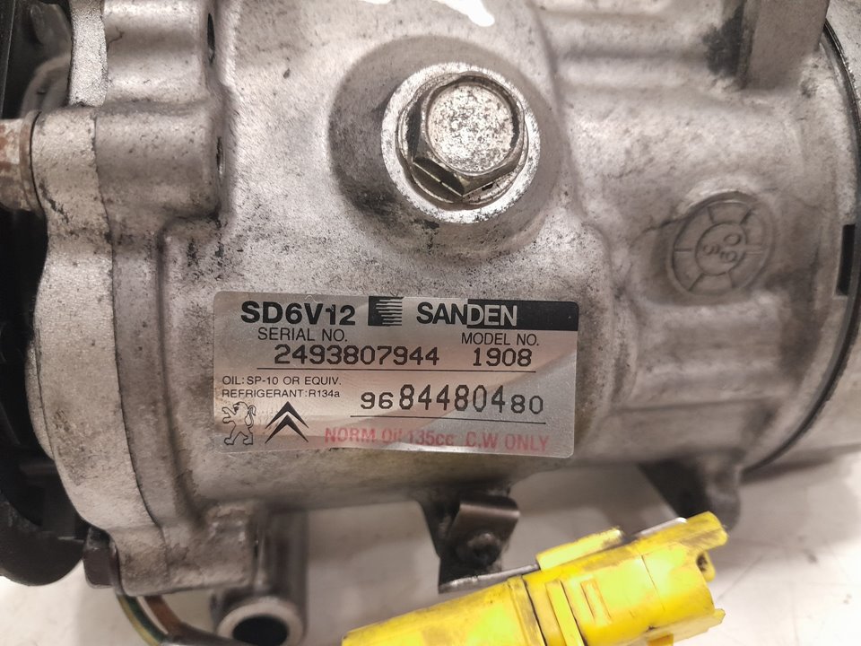 COMPRESOR AIRE ACONDICIONADO CITROEN XSARA BERLINA 1.6i 16V Premier   |   11.00 - 12.05