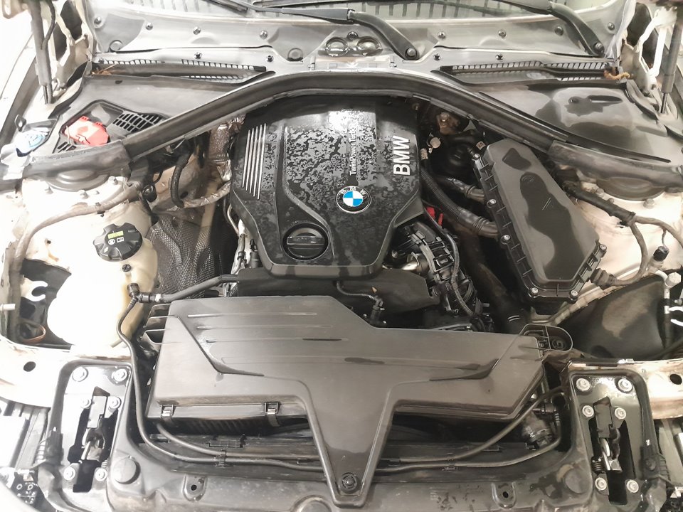 BMW SERIE 3 LIM. (F30) 318d xDrive Motor 2,0 Ltr. - 110 kW 16V Turbodiesel
