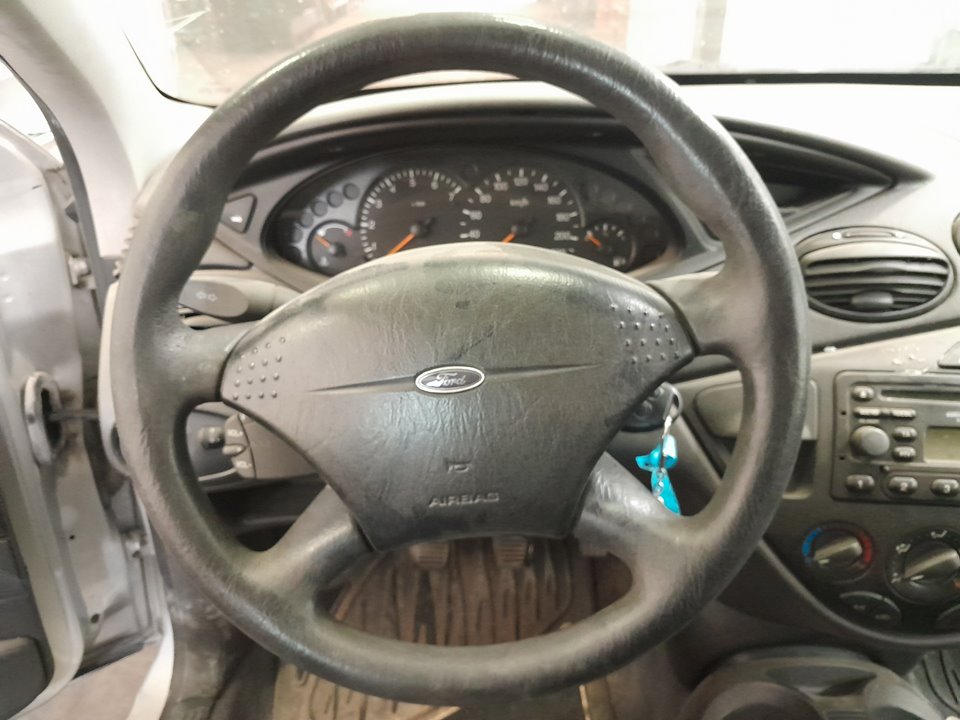 FORD FOCUS BERLINA (CAK) Ambiente Motor 1,8 Ltr. - 66 kW TDDI Turbodiesel CAT