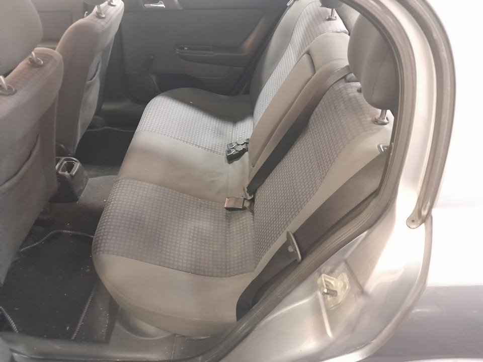 OPEL ASTRA G BERLINA Comfort Motor 2,0 Ltr. - 74 kW DTI foto 10