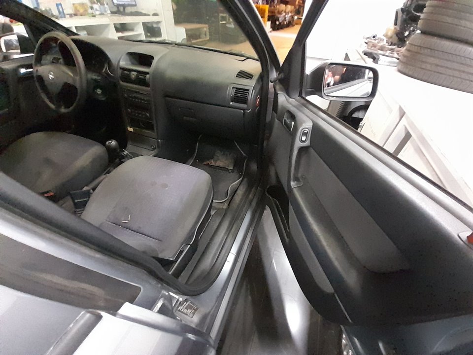 OPEL ASTRA G BERLINA Comfort Motor 2,0 Ltr. - 74 kW DTI foto 11