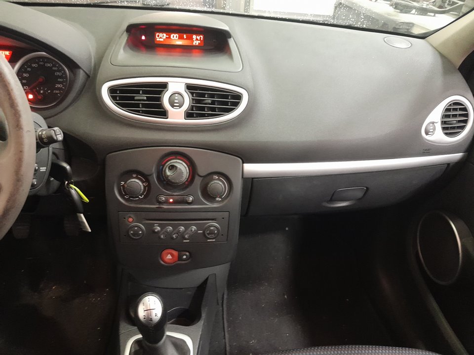 RENAULT CLIO III Authentique Motor 1,5 Ltr. - 50 kW dCi Diesel