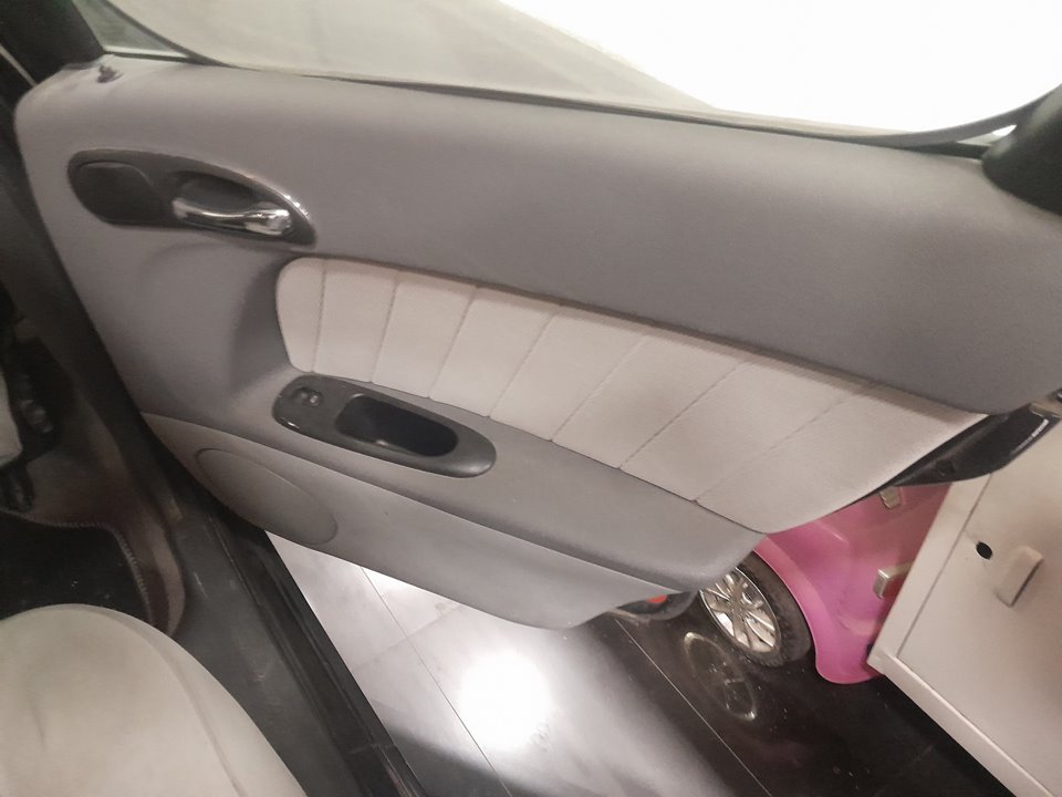 ALFA ROMEO 156 (116) 1.6 16V T.Spark Impression Motor 1,6 Ltr. - 88 kW 16V CAT