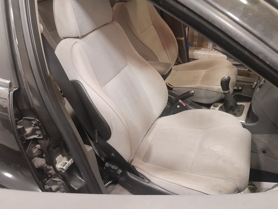 ALFA ROMEO 156 (116) 1.6 16V T.Spark Impression Motor 1,6 Ltr. - 88 kW 16V CAT