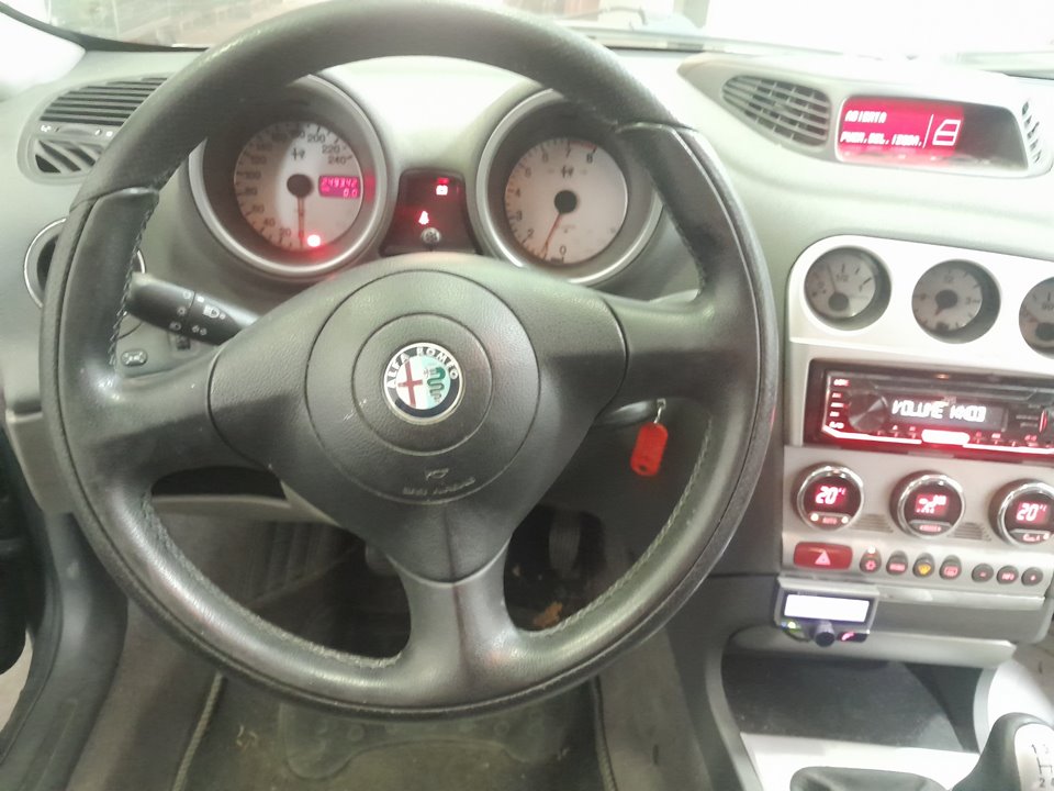 ALFA ROMEO 156 (116) 1.6 16V T.Spark Impression Motor 1,6 Ltr. - 88 kW 16V CAT