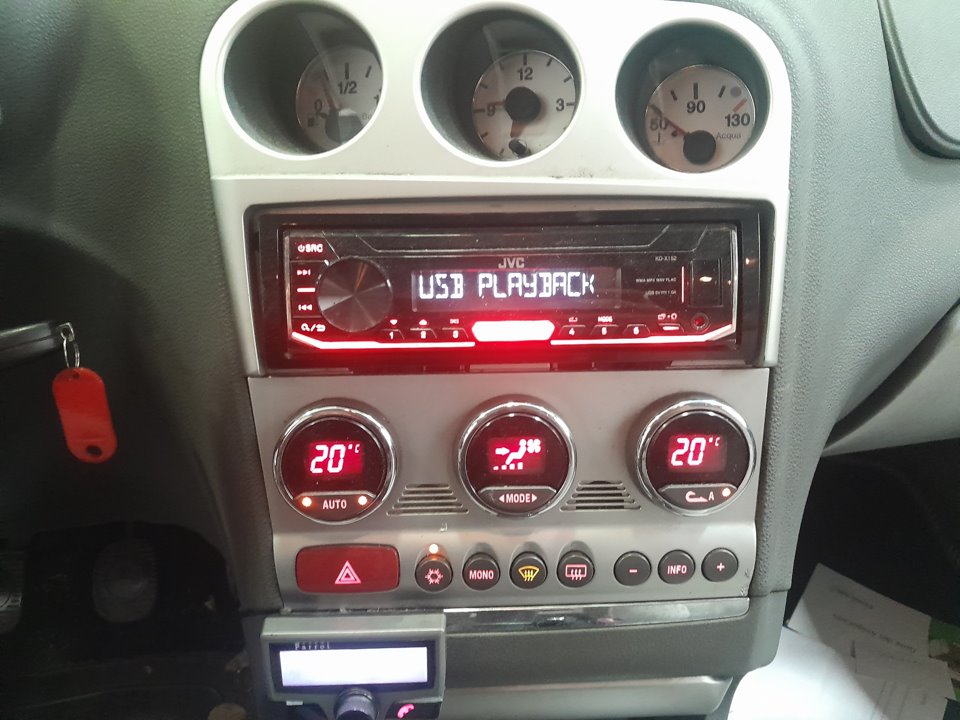 ALFA ROMEO 156 (116) 1.6 16V T.Spark Impression Motor 1,6 Ltr. - 88 kW 16V CAT