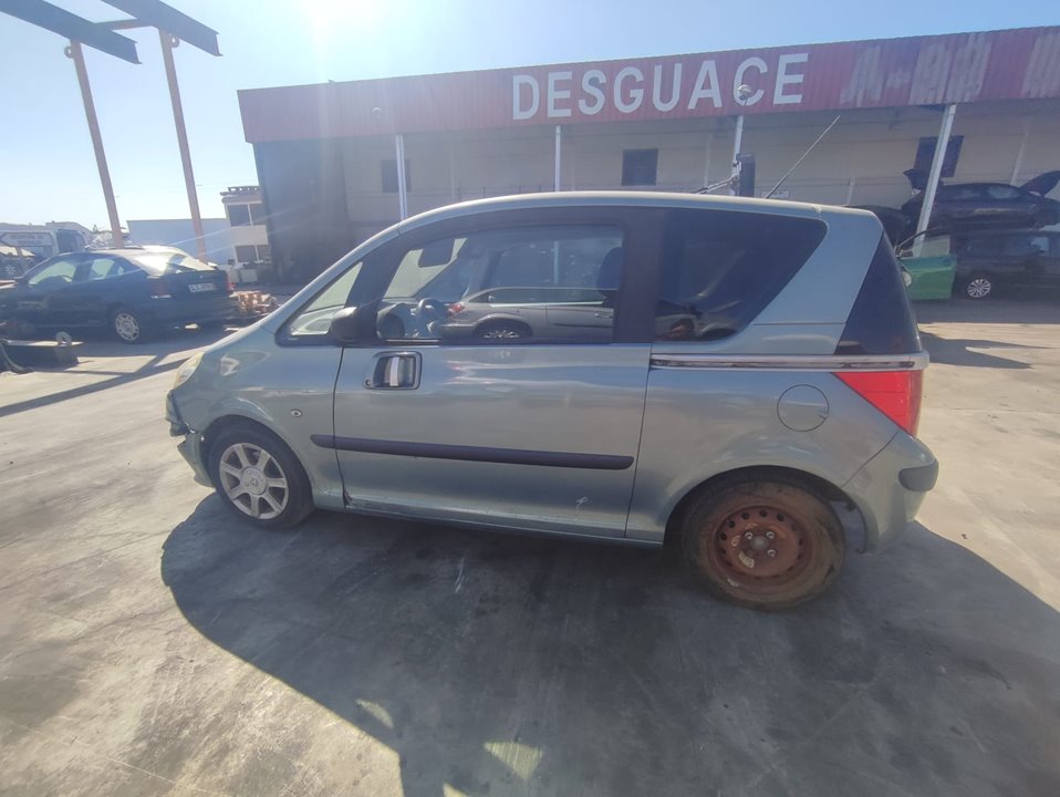 PEUGEOT 1007 Dolce Motor 1,4 Ltr. - 50 kW HDi foto 3