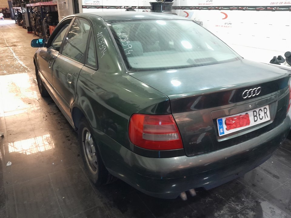 AUDI A4 BERLINA (B5) 1.9 TDI Motor 1,9 Ltr. - 85 kW TDI foto 4
