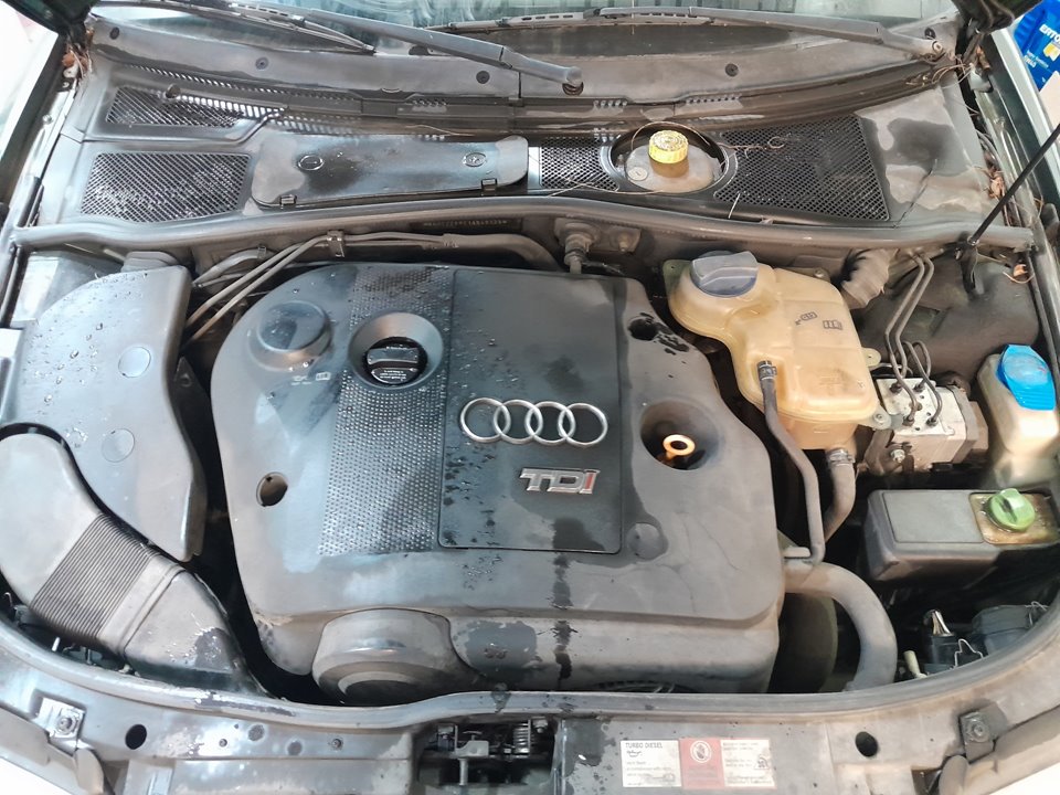 AUDI A4 BERLINA (B5) 1.9 TDI Motor 1,9 Ltr. - 85 kW TDI