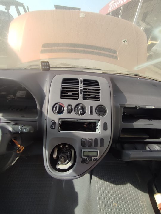 MERCEDES-BENZ VITO (W638) COMBI 108 CDI    (638.194) Motor 2,2 Ltr. - 60 kW 16V CDI Turbodiesel CAT